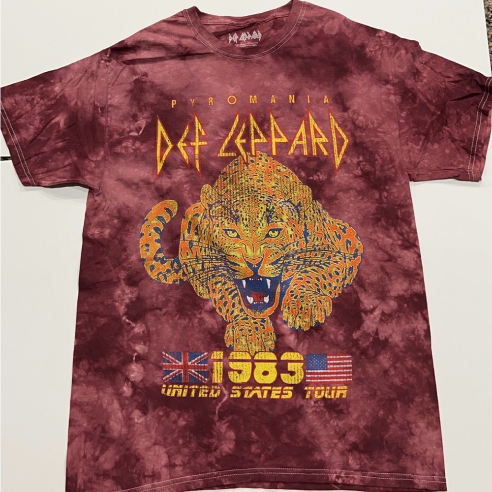 DEF LEOPARD 🐆 WOMENS TEE